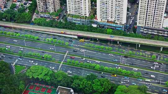 俯拍城市道路交通车流车水马龙