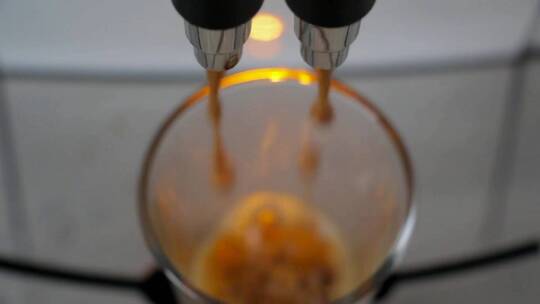 浓缩咖啡的制作过程
