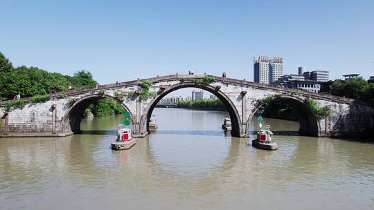 航拍杭州城北古运河上拱宸桥