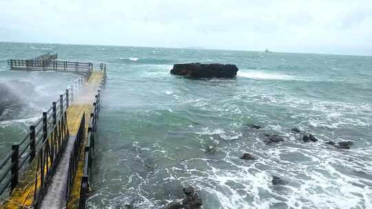 广西北海涠洲岛大海南岸鳄鱼山旅游旅行