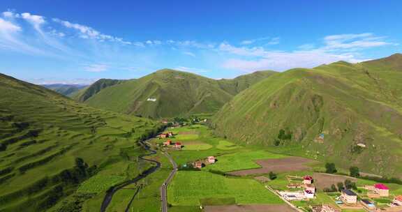 川西甘孜康定草原雪山自驾航拍