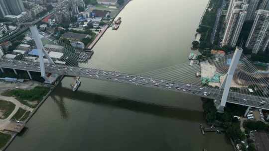 航拍广州鹤洞大桥全景运输城市建设交通