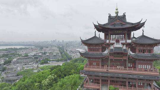 航拍中国浙江杭州西湖雨天城隍阁