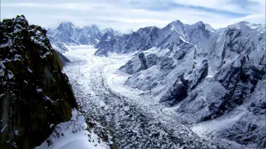 雪山山峰大自然风景视频素材模板下载