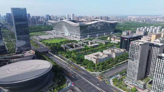 成都金融城环球中心演艺中心与成都市政府