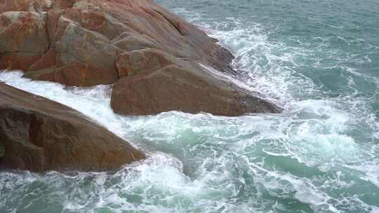 大梅沙浪涛拍岸海景实拍