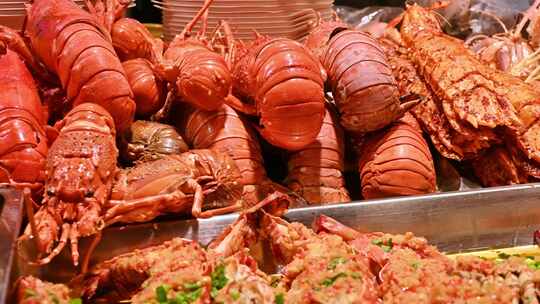 海南三亚夜市皮皮虾螃蟹小青龙海鲜美食视频素材模板下载