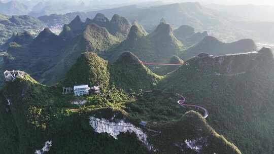 航拍绿意盎然的阳朔如意峰景区风光景色