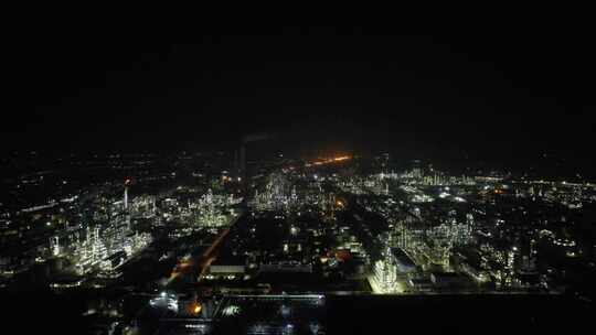 中国石化茂名石化工厂夜景航拍