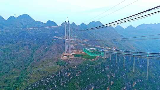 贵州花江峡谷大桥建设航拍