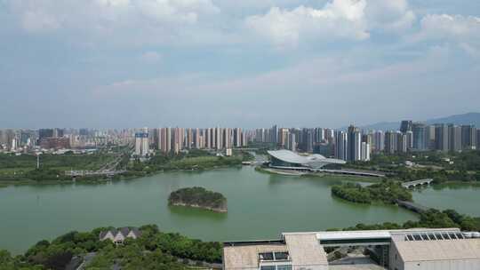 带高塔的水边城市景观九江胜利碑九江博物馆