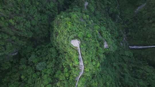 湘西天问台游客航拍