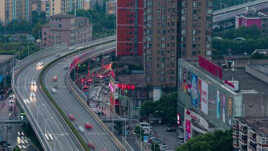 武汉城市晚高峰高架桥路灯下车流慢门延时4k