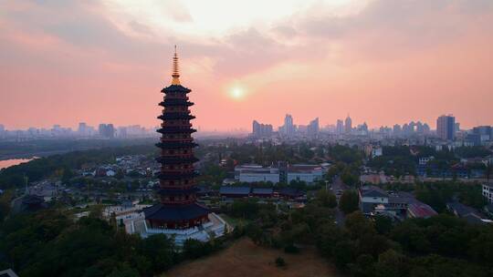 航拍夕阳金华老城区地标古建筑万佛塔