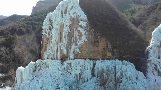 航拍沕沕水景区冬天 冬季 山区