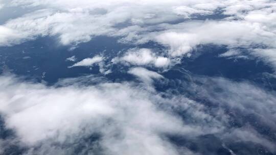 拍摄中国民航客机天空俯拍大地视频素材模板下载