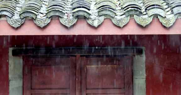 （慢镜头）杭州 古风 下雨天 屋檐雨滴