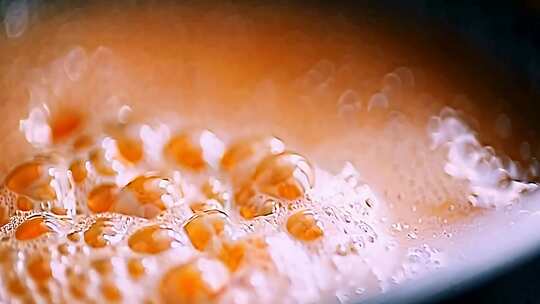 液体气泡微距特写