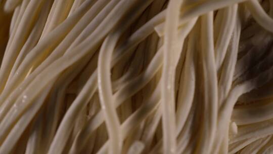 主食手擀面切面面条