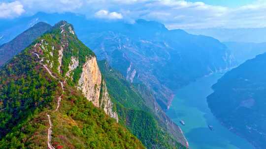 多镜头巫峡红叶航拍移动延时