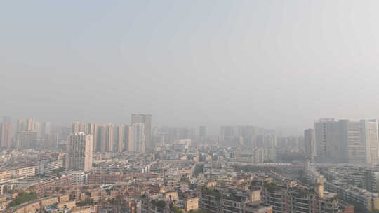 城市雾霾天气