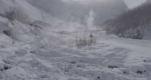 被雪覆盖的长白山北坡景区风光