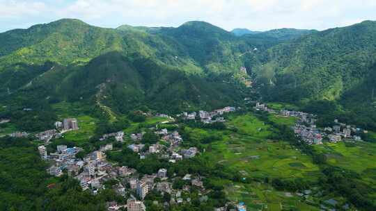 航拍广西山区 乡村 农村 田野