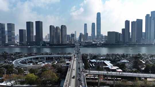 长沙城市中轴岳麓山、橘子洲大桥雪景