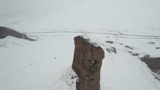 青海拉脊山冬日雪山航拍4k视频