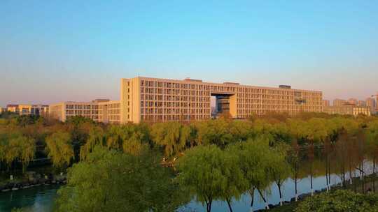 杭州浙江大学紫金港校区校门风景视频素材