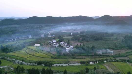 航拍四川南充炊烟袅袅的乡村风景