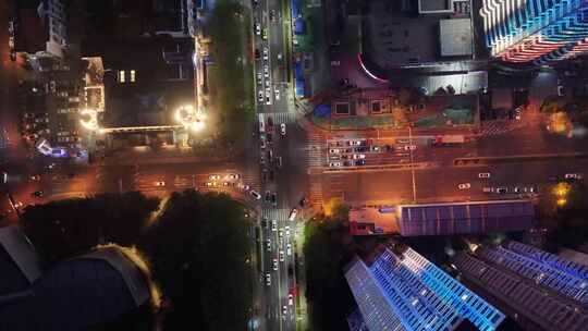 山东省青岛市十字路口车流夜景航拍夜晚山东