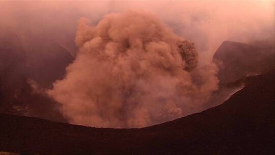 刚果共和国火山的喷发