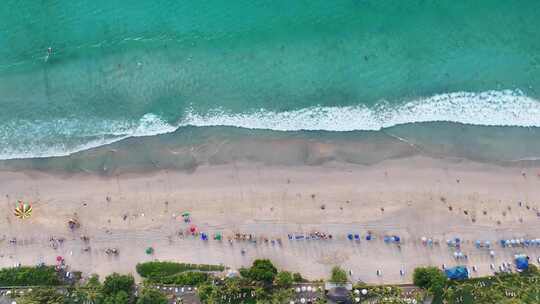 美丽热带海滩沙滩浪花海浪航拍