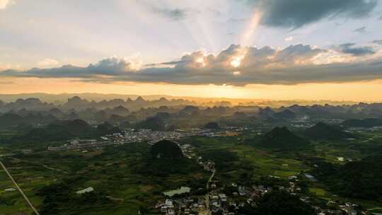 桂林山水喀斯特地貌自然风光