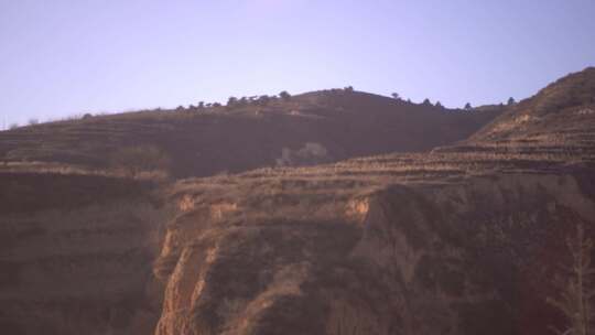 行车视角 窗外风景 山川 黄土高原 车窗外