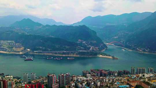 游货船经过重庆巫山巫峡口延时视频素材模板下载