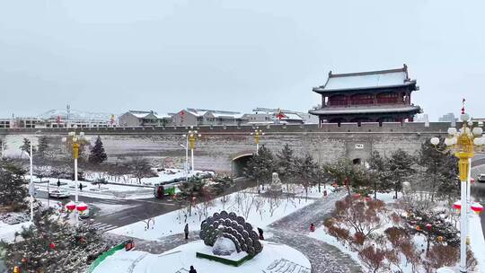 航拍张家口宣化古城西城墙大新门雪景4K素材