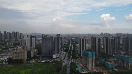 雨后的城市