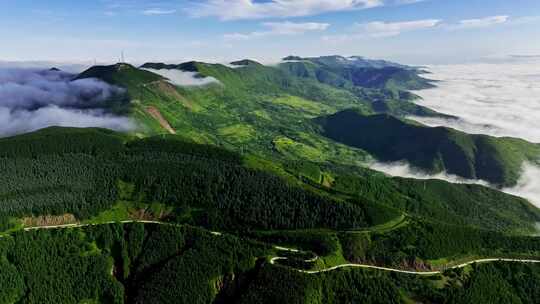 六盘山山脉云海