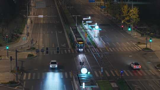 成都蓉二号线有轨电车夜景航拍