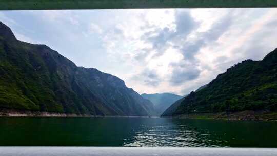 长江三峡巫峡风光