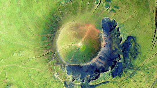 中国内蒙古乌兰察布乌兰哈达火山俯瞰航拍