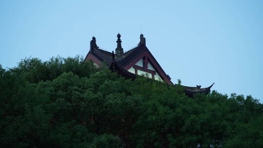 武汉标志建筑黄鹤楼公园夜景