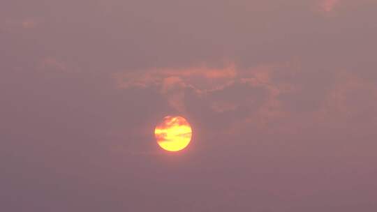 山日出延时山峰天空山脉群山远山太阳升起来