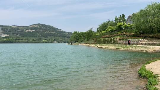 济南凤凰湖水库风光，龙洞风景区