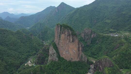 航拍浙江温州楠溪江景区石桅岩