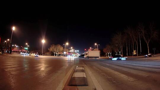 滨州街头夜晚车流视频素材模板下载