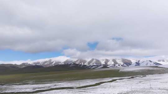 航拍青藏高原青海祁连山脉天境祁连雪山雪景