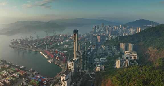 深圳盐田港清晨航拍港口大景